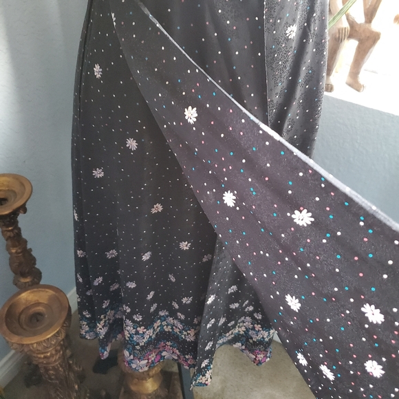 Betsy Johnson Dress - Picture 5 of 12